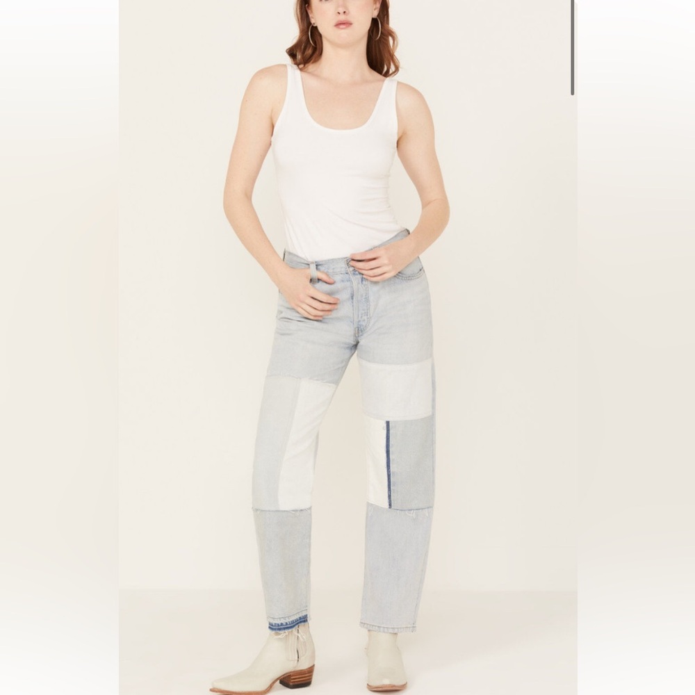 Levi’s Premium Light Wash 501 90’s Freehand Folk Cropped Jeans Woman’s Size 26
